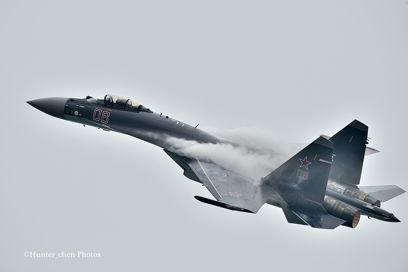 Su-35 08 in Zhuhai - 9.11.14 - 3.jpg