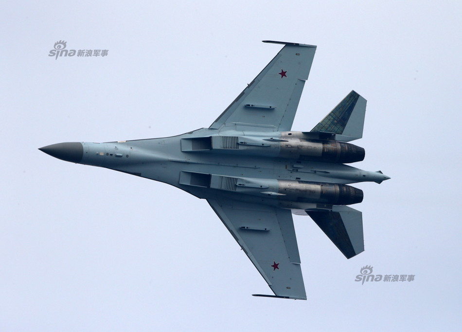 Su35_09.jpg