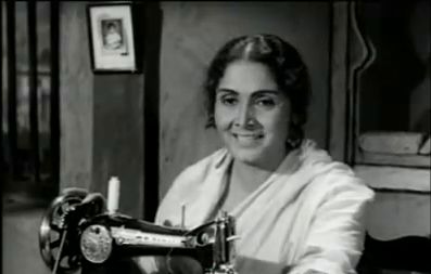 Sulochana-on-Singer-1.jpg