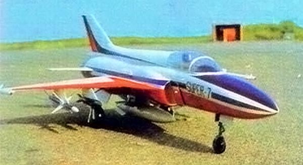 super-7-fc1-model.jpg