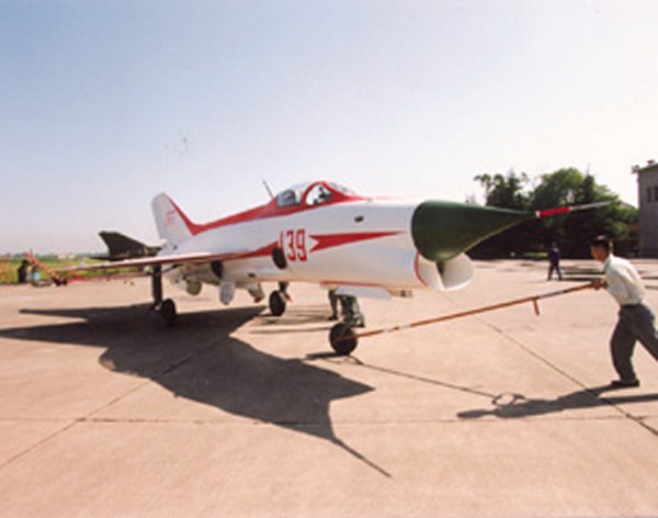 supersabre1.jpg