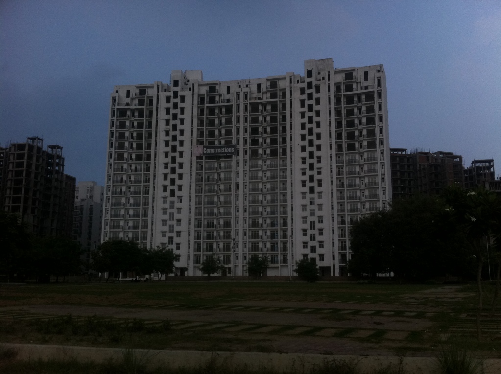 Sushant golf city 2.jpg