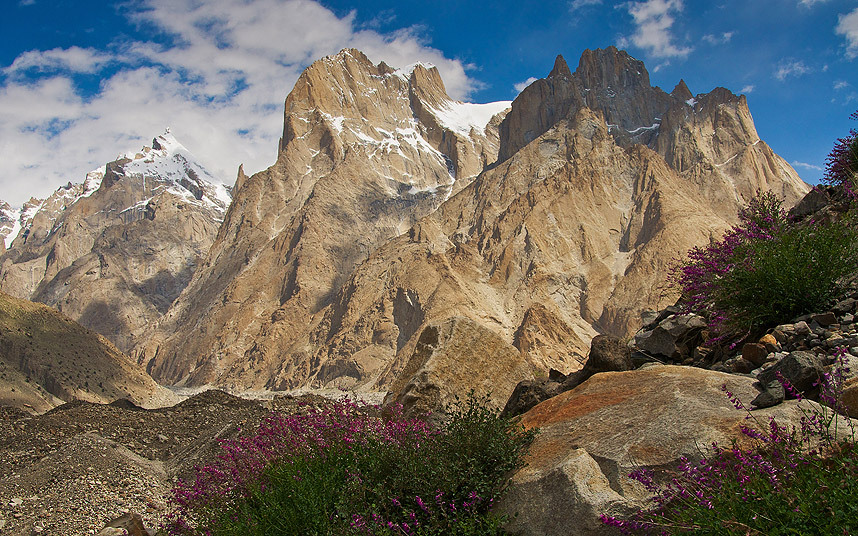 trango-towers-AP_3418088k.jpg