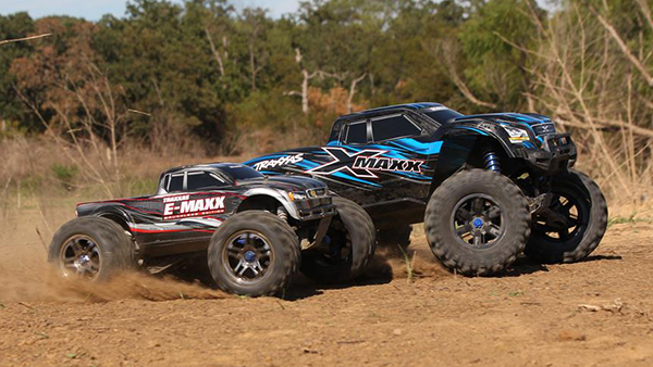 Traxxas-X-Maxx-size-comparison.jpg