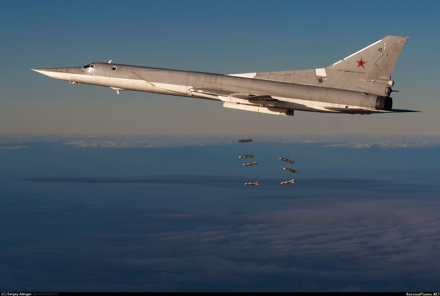 tu-22m_1.jpg.cbd4b08153ad0957cabed72bc1f9baa4.jpg