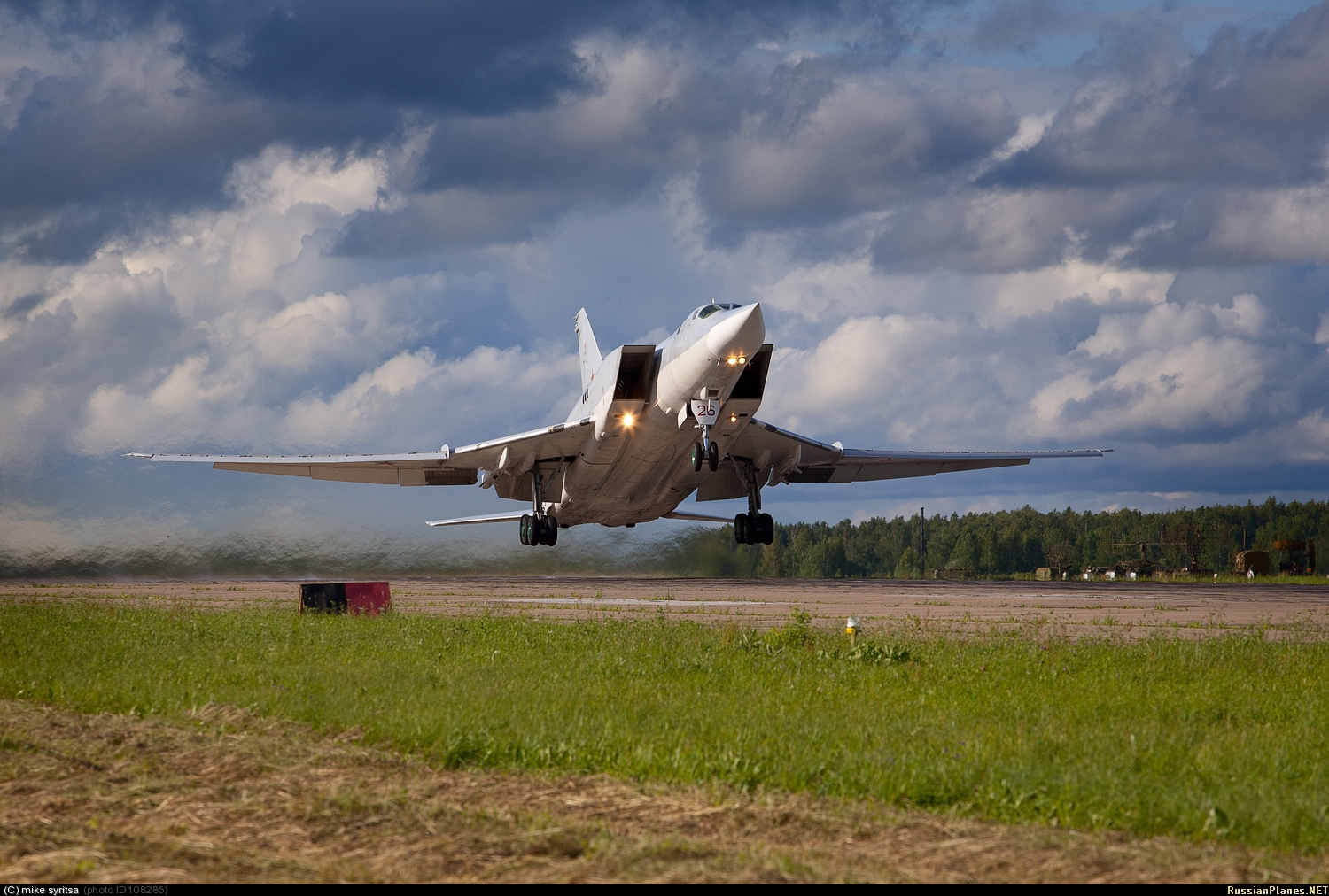 tu-22m_108285.jpg.3a4dc7e9c5361b632e6a3112597f6ac2.jpg