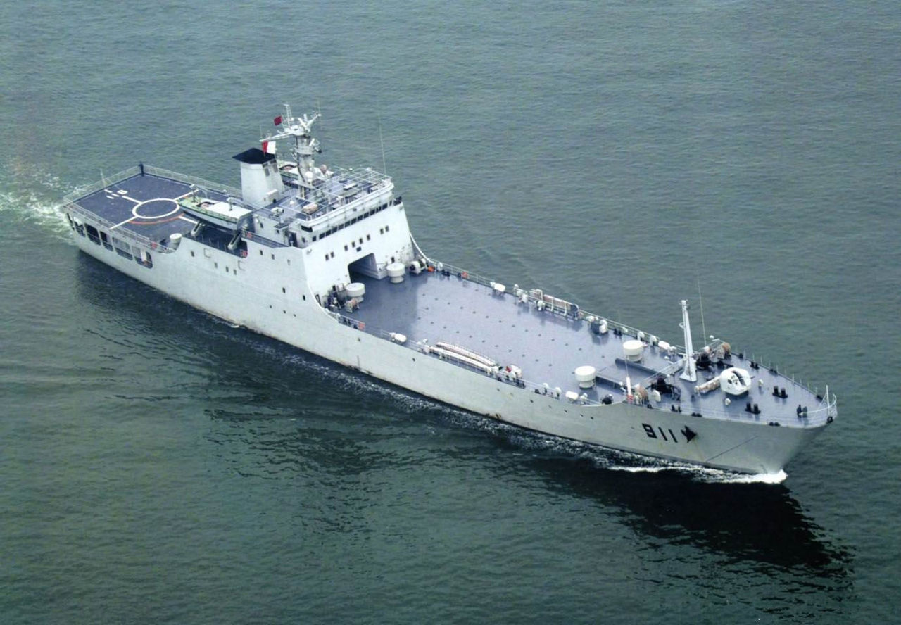 Type_072A-class_LST_911_TianZhuShan.jpg