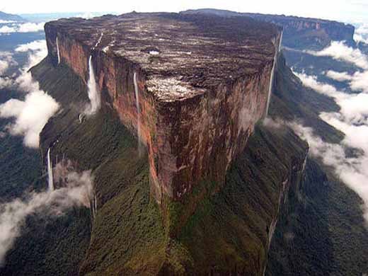 venezuela-tepuy-roraima.jpg