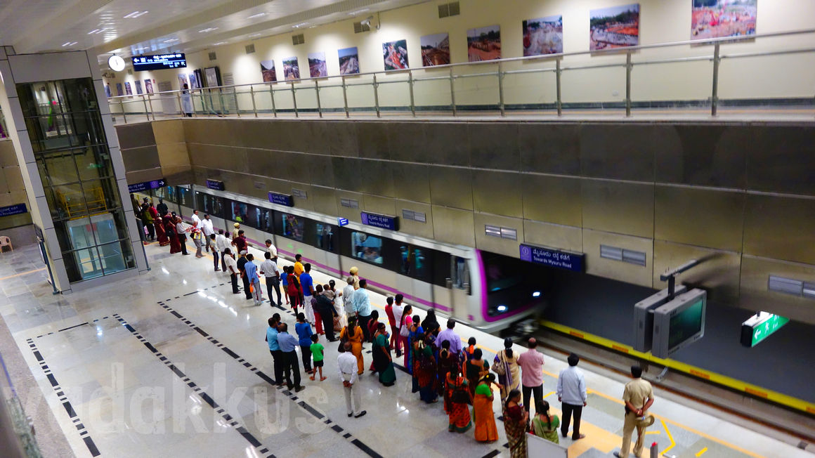 View-from-concourse-at-Vidhana-Soudha-with-Train-Arriving.jpg