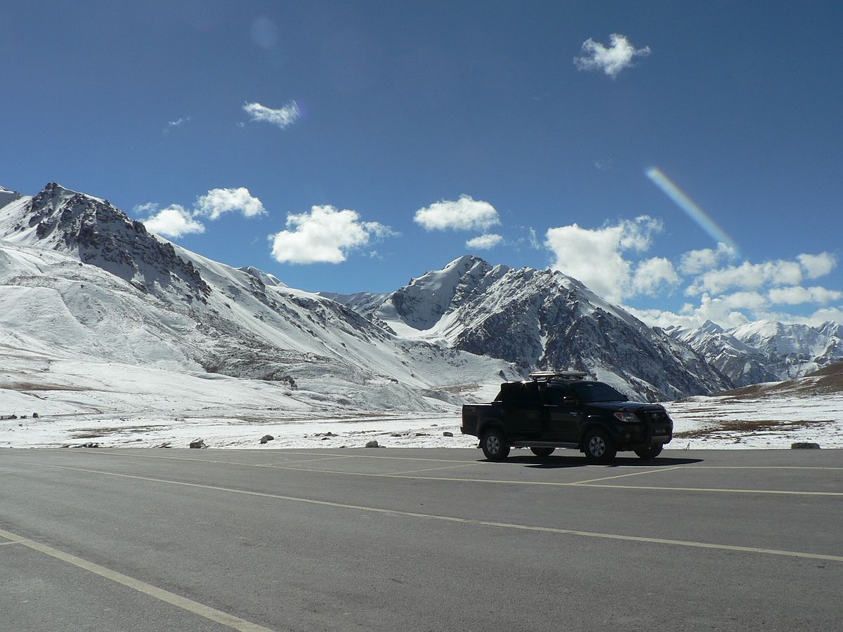 Visit_to_Kunjerab_pass.JPG