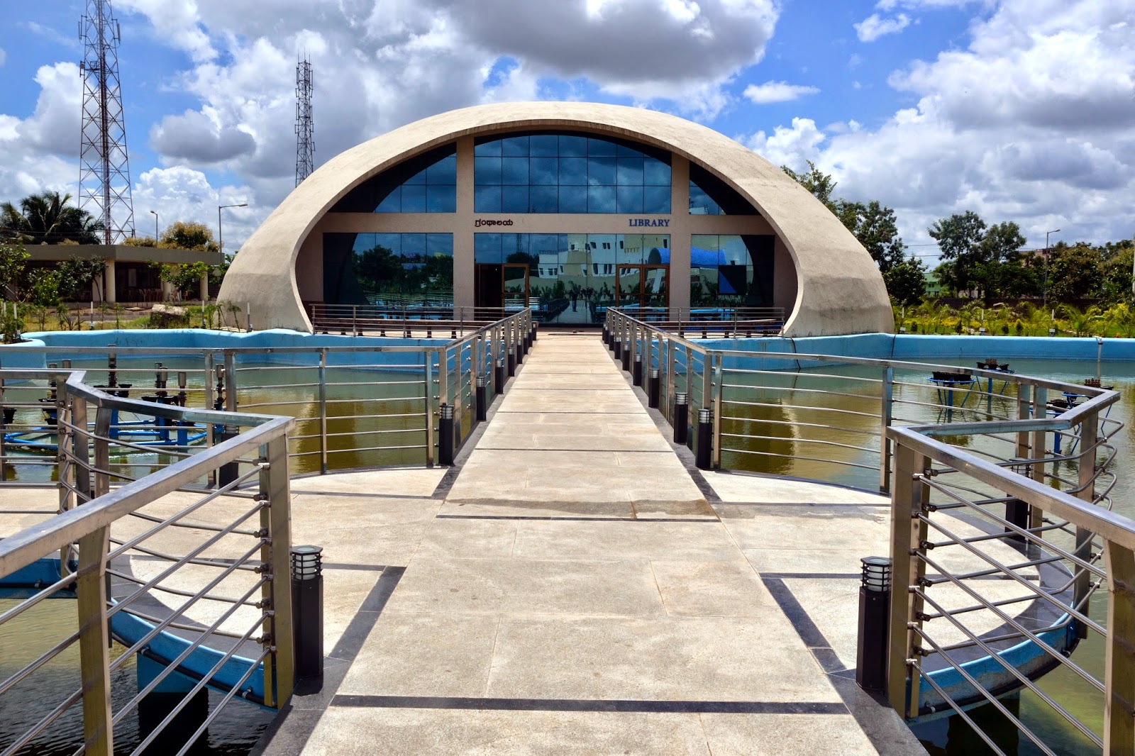 VTU Gulbarga- Library.JPG