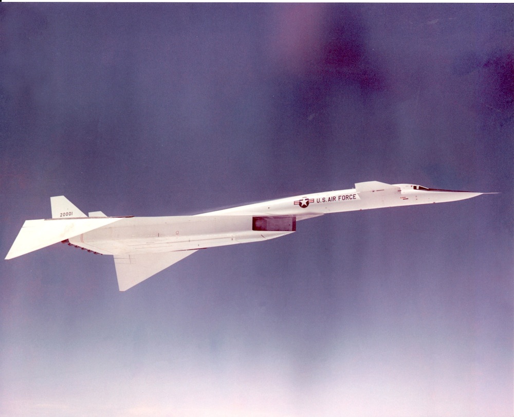 xb-70-valkyrie-photo.jpeg