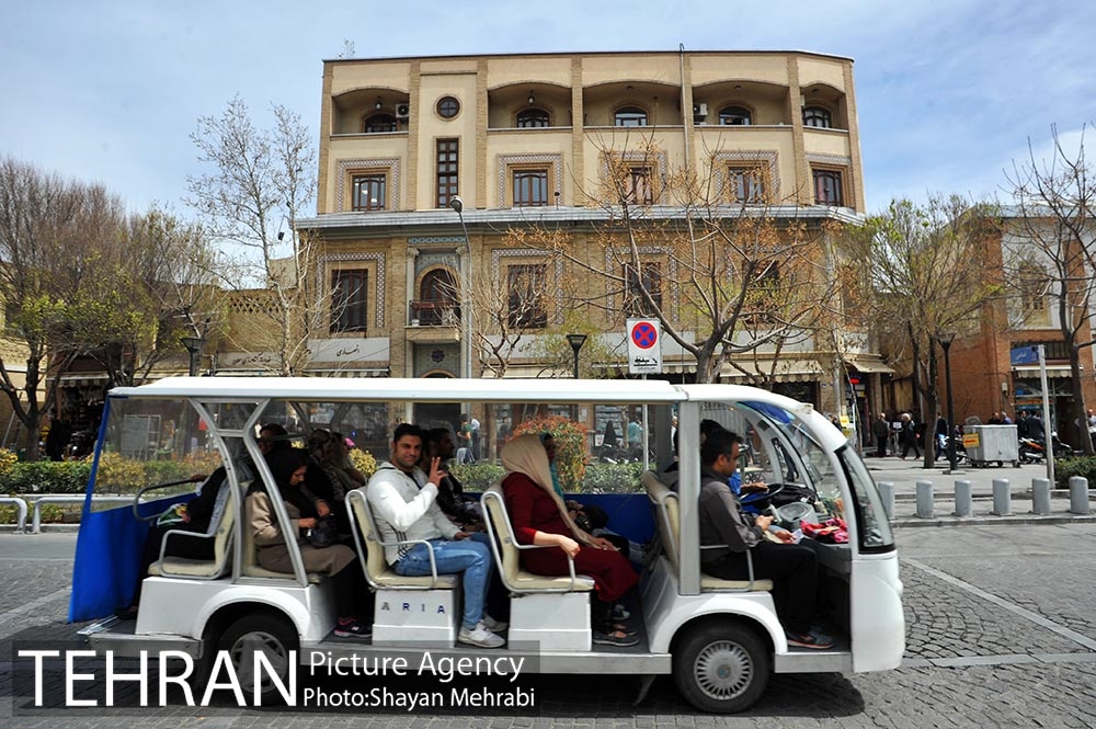 حمل-و-نقل-برقی-در-بازار-تهران-2.jpg