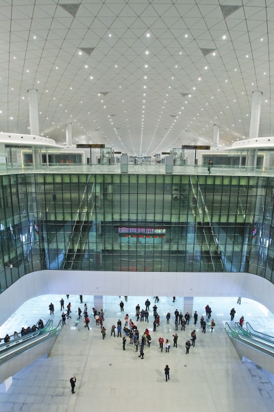 Xinzheng.Airport.Henan.Station.jpg