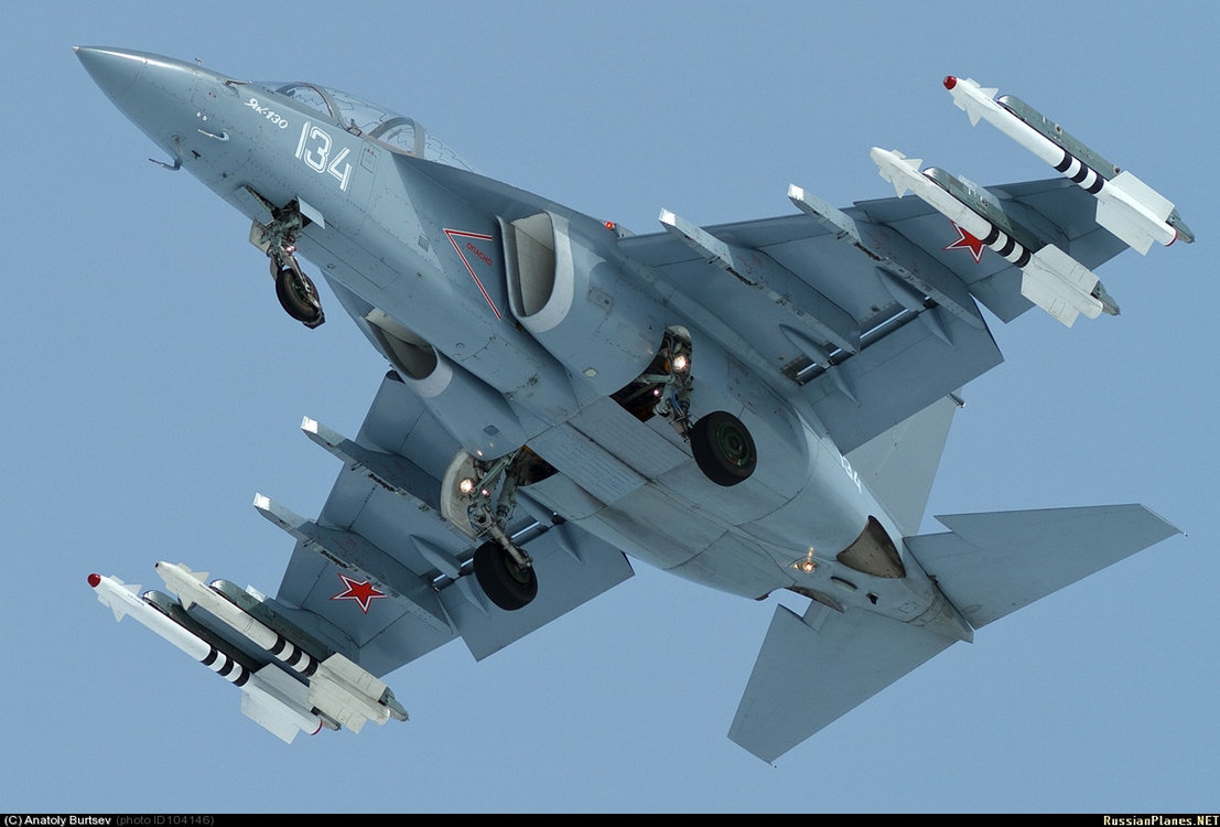 Yak-130-Ru-104146.thumb.jpg.329eea675535f525a9cb4665c4dd918f[1].jpg