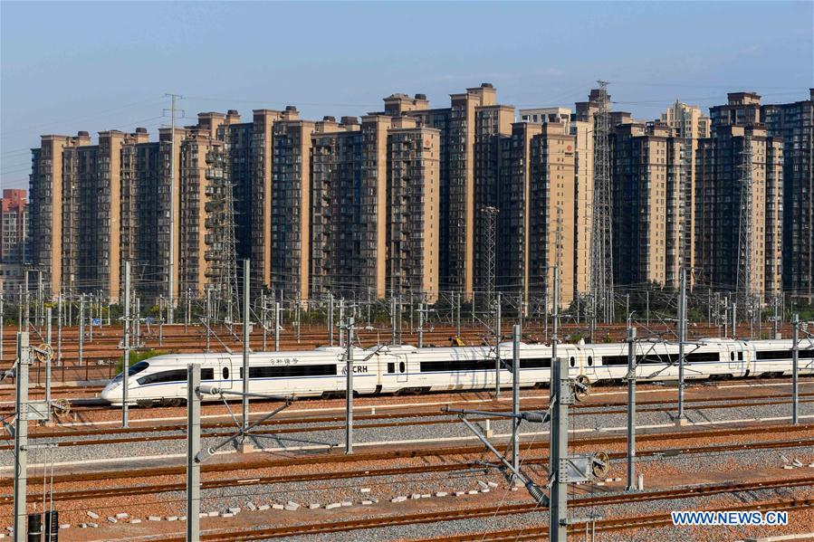 Zhengzhou-Xuzhou-hsr,10Sep2016.(10).jpg