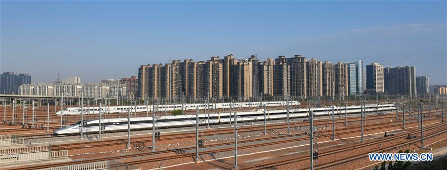 Zhengzhou-Xuzhou-hsr,10Sep2016.(8).jpg