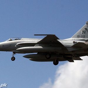 JF-17 at Farnborough Air Show 2010