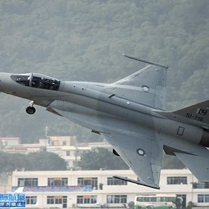 JF-17 Thunder @ Zhuhai 2010