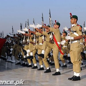 25-Dec-2010 @ Mazar-e-Quaid