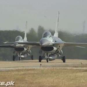 PAF F-16