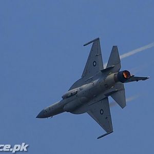 JF-17 THUNDER