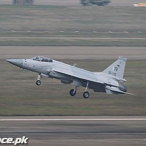 JF-17 THUNDER