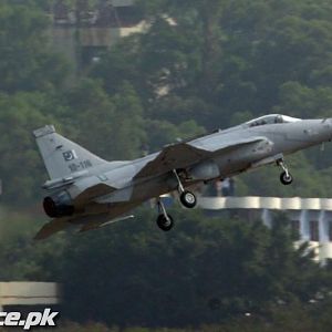 JF-17 THUNDER