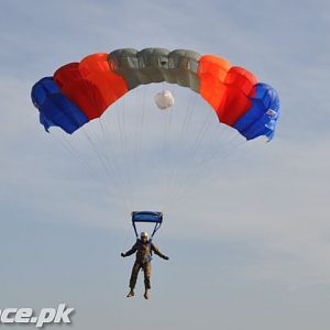 SHAHBAZ - Team of Sky Divers of Pakistan