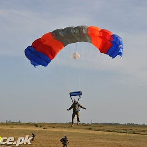 SHAHBAZ - Team of Sky Divers of Pakistan