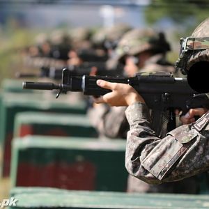 Republic of Korea Army 701 regiment commandos at the firing range.