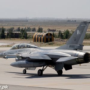 F-16