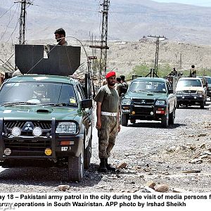 Pakistan Army Patrol with Journalists in S.Waziristan