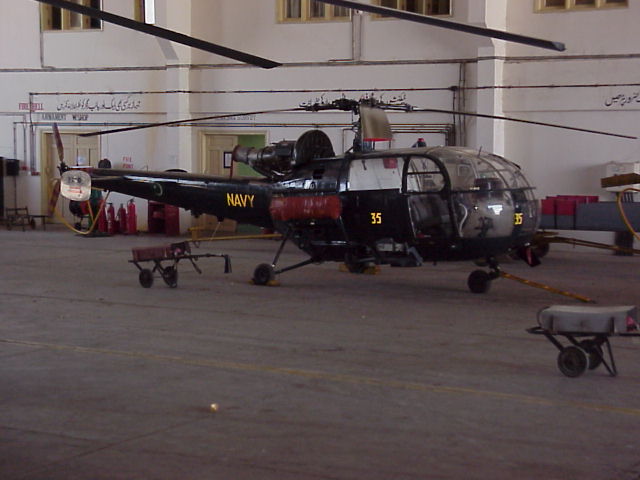 ALOUETTE IN HANGER