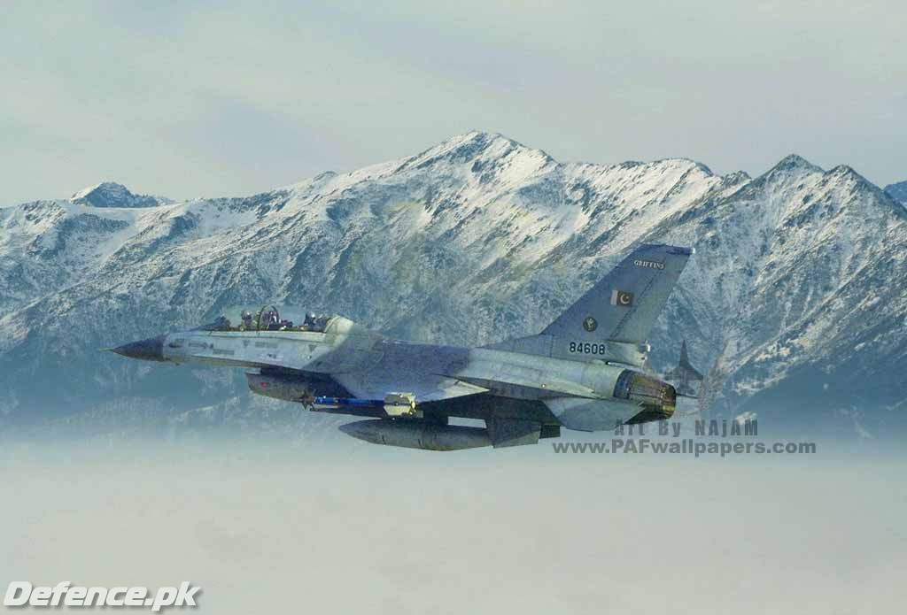 F-16B-Korakorm_1_