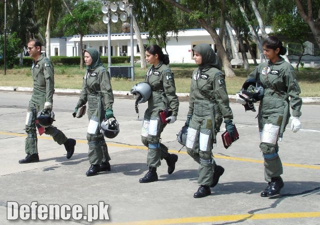 First Ever Batch of Lady Pilots