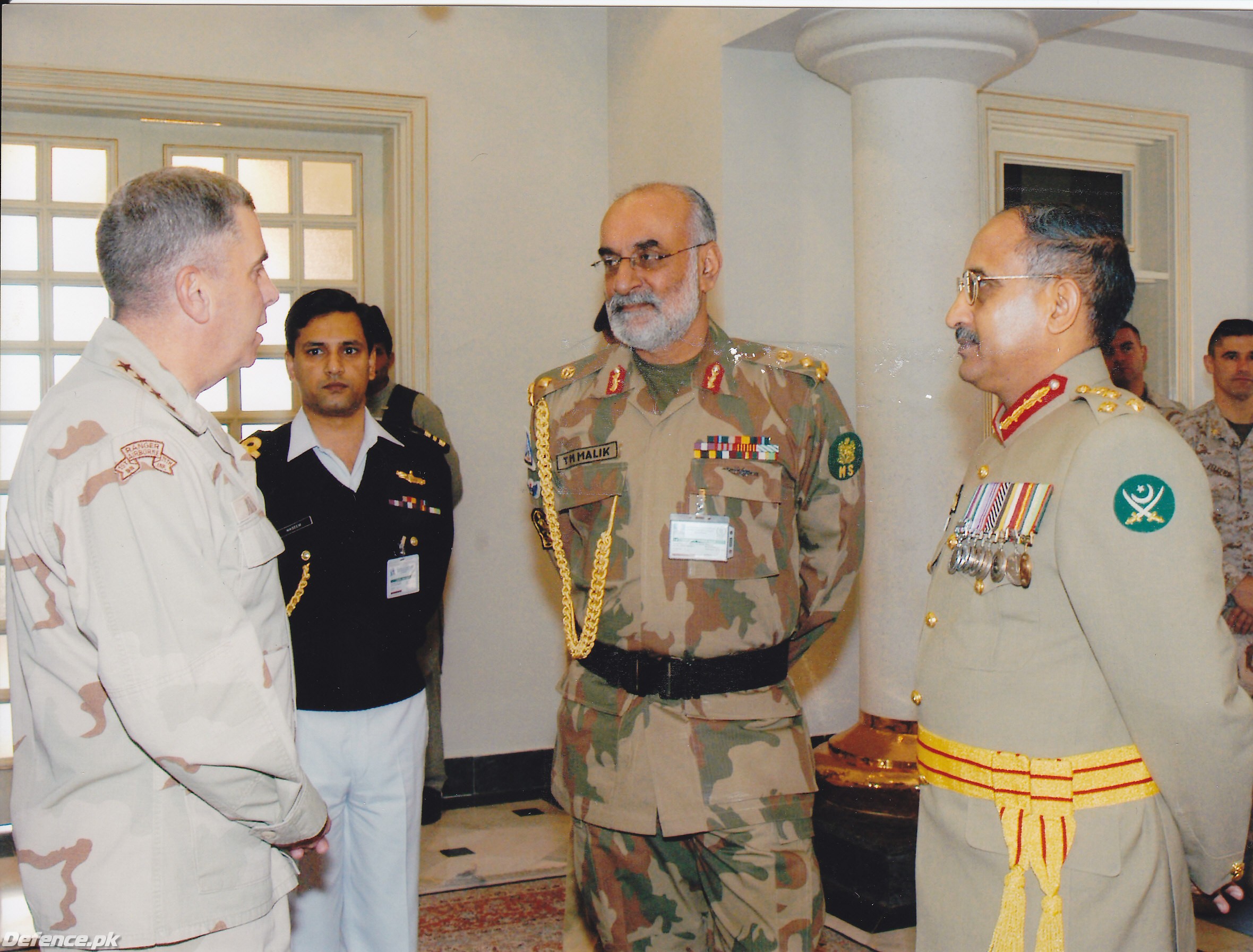 General TM Malik & Gen Abizaid