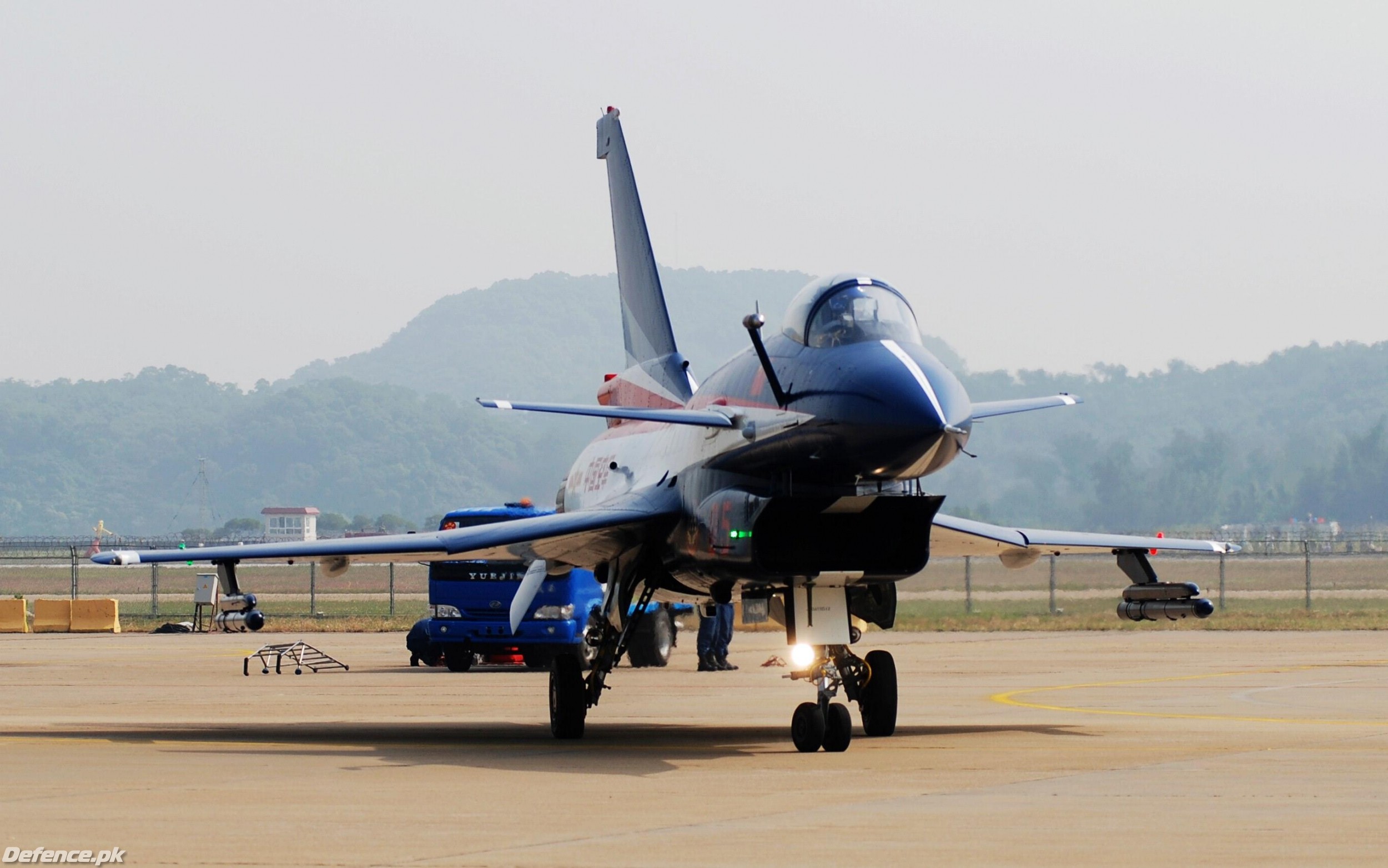 J-10 @ Zhuhai 2010