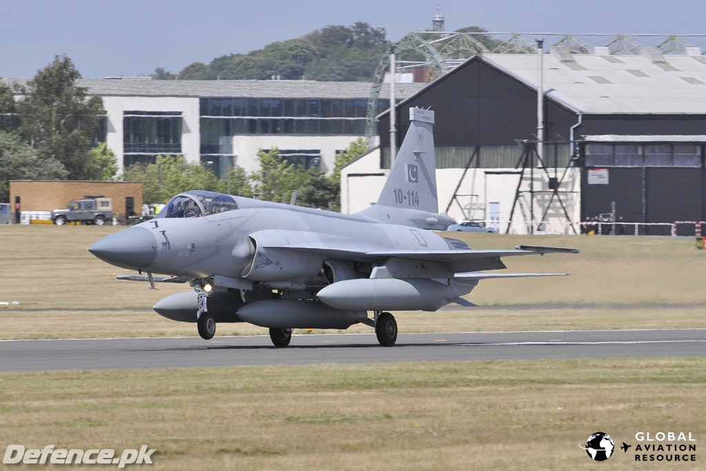 JF-17 at Farnborough Air Show 2010