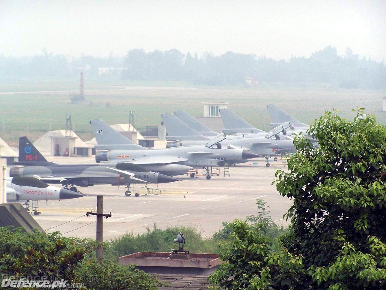 JF-17 THUNDER/ FC-1