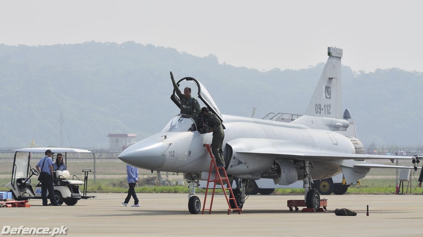 JF-17 Thunder @ Zhuhai 2010