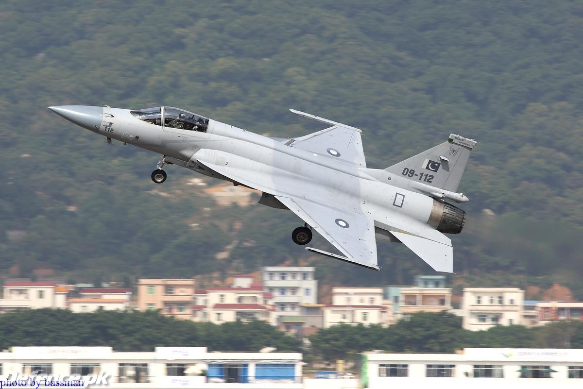 JF-17 Thunder @ Zhuhai 2010