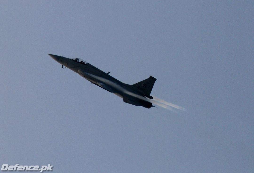 JF-17 Thunder @ Zhuhai 2010