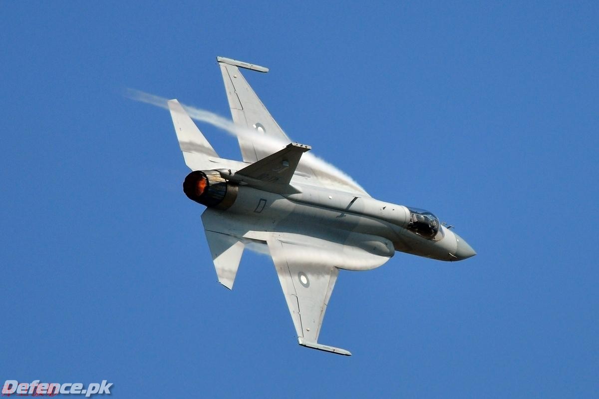 JF-17 Thunder @ Zhuhai 2010