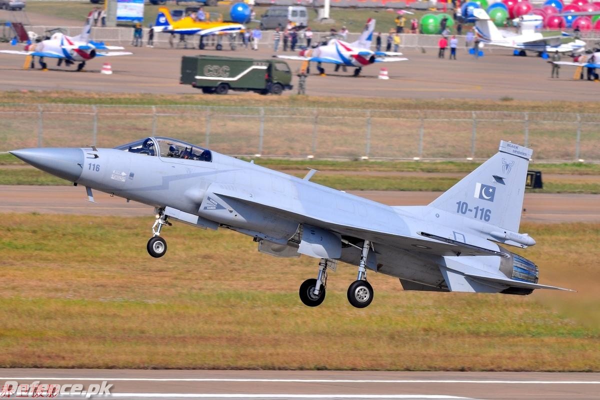 JF-17 Thunder @ Zhuhai 2010