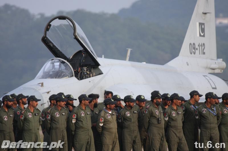 JF-17 THUNDER