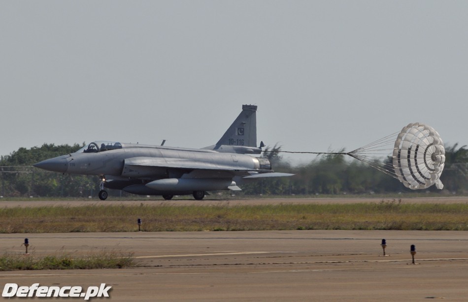 JF-17 THUNDER