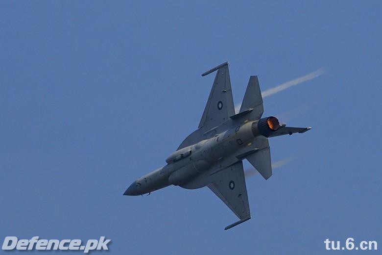 JF-17 THUNDER