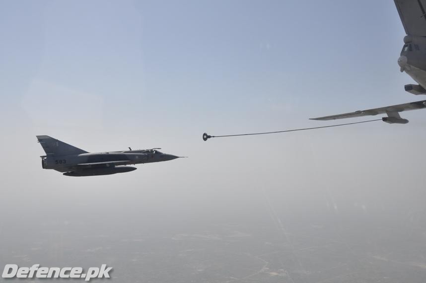 Mirage III_Refuelling