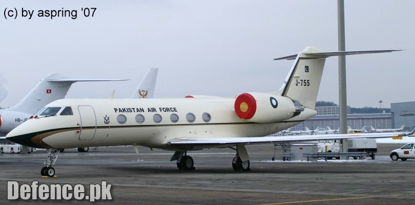 Mystere Falcon 20